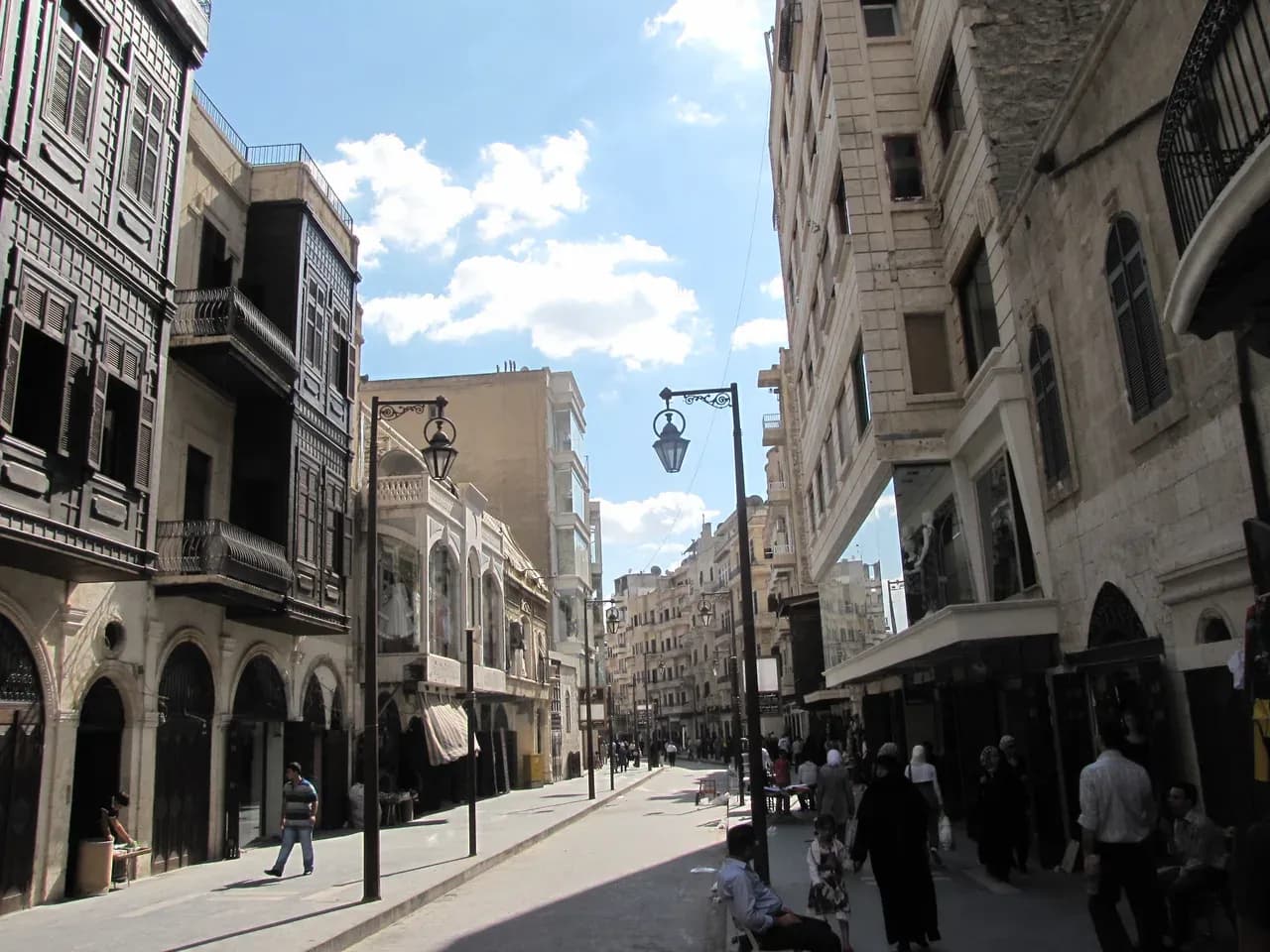 Archive photograph of Tilel shopping street in Aleppo's Jdeydeh quarter, photographed by Alexanyan on 14 September 2010.